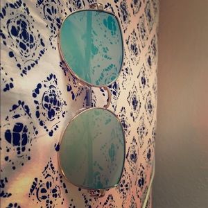 Blue cat eye sunglasses with sliver lining